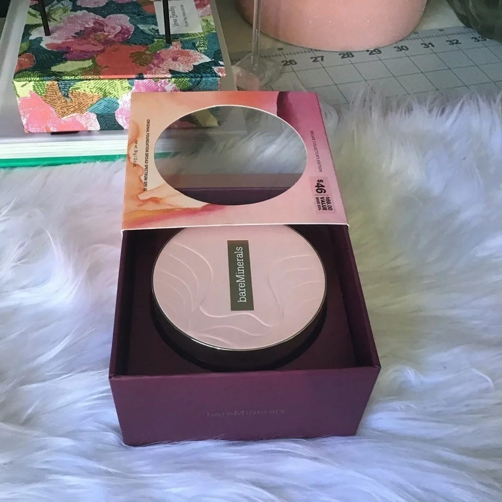 bare-Minerals finishing powder original foundation spectrum spf-15